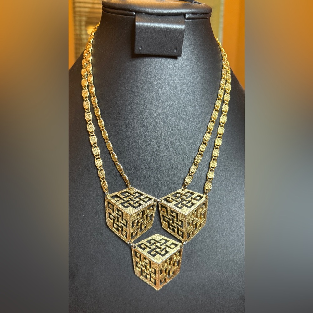 Vintage Napier 3D‎ Goldtone Cube Runway Statement Couture Necklace